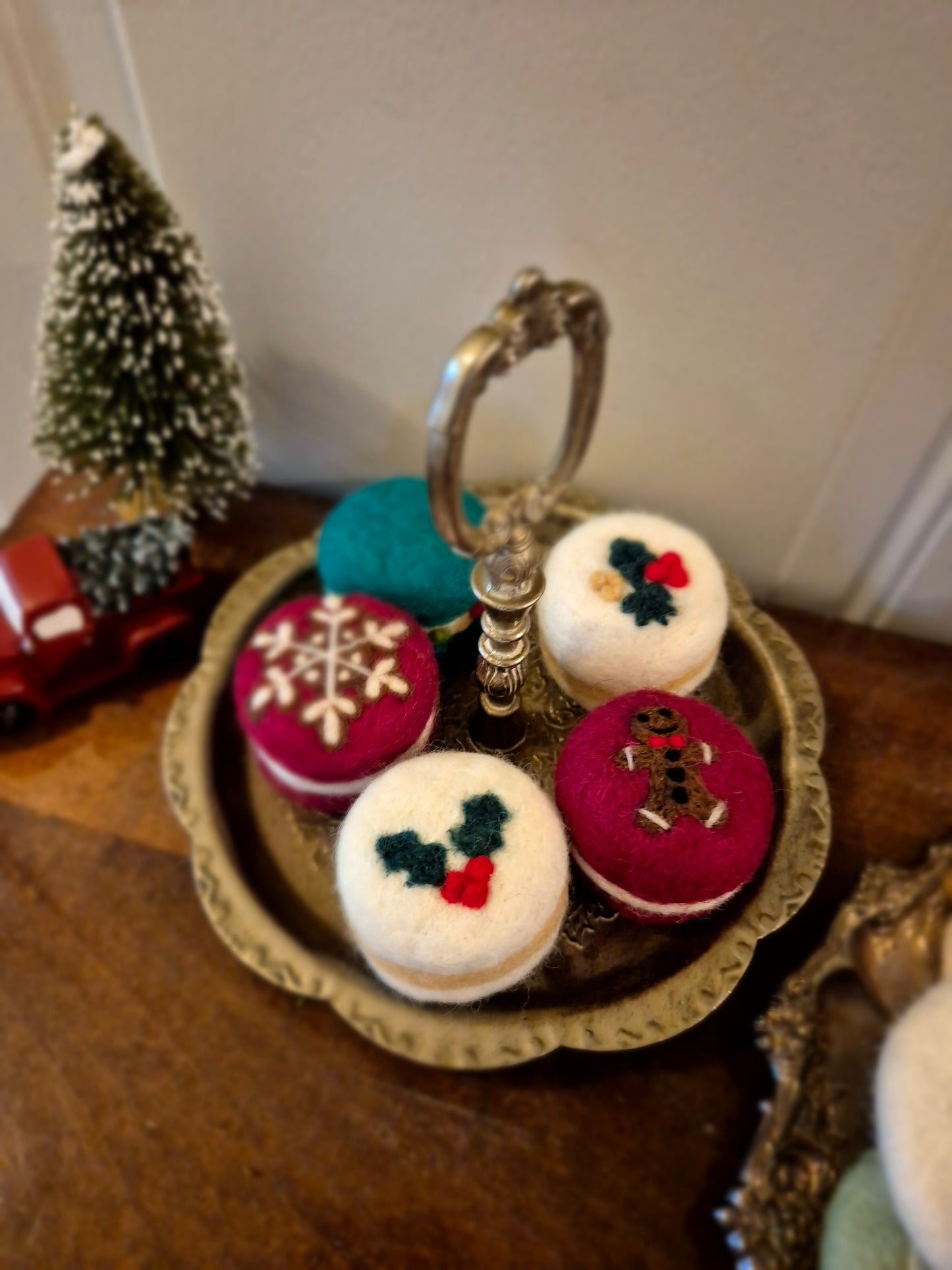Christmas Macaroon Set