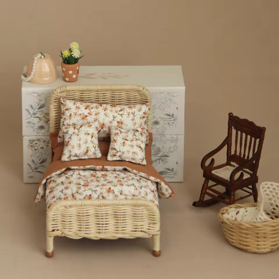 Moenga Iti Set (Small bed set)