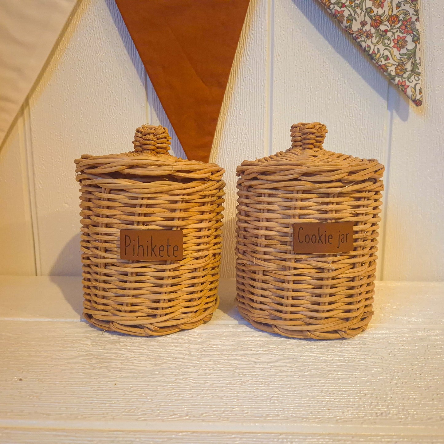 Rattan Pihikiete Jar