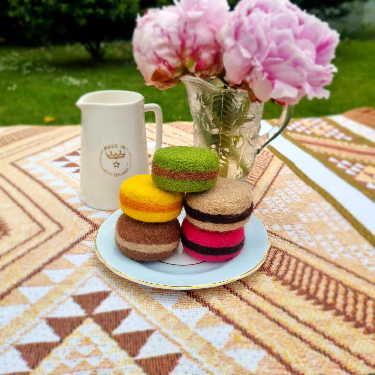 Classic Felt Macaroons Set