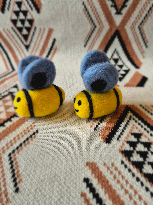 2pc Felt Bumblebees Blue Wings