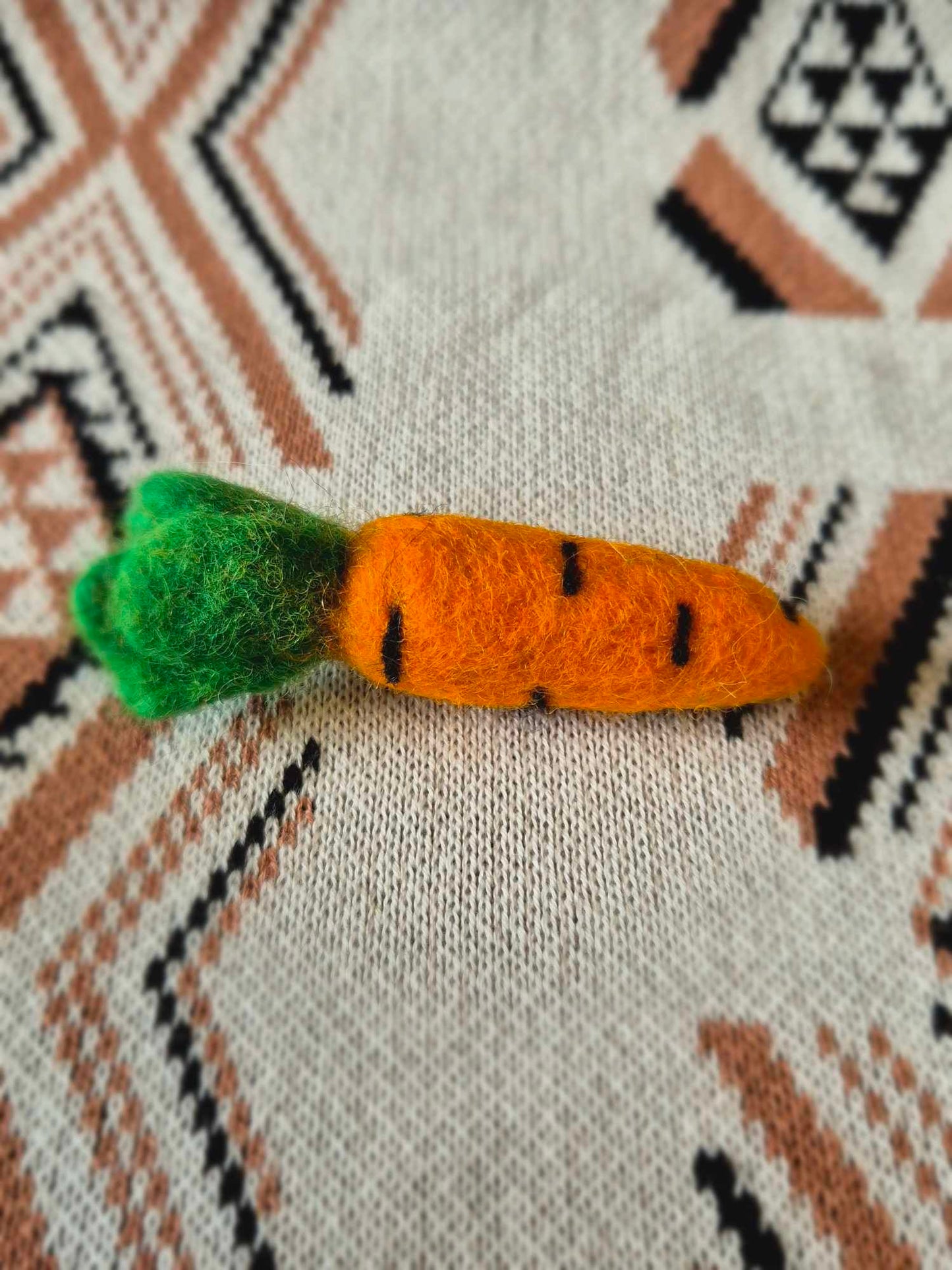 2pc Mini Felt Carrots