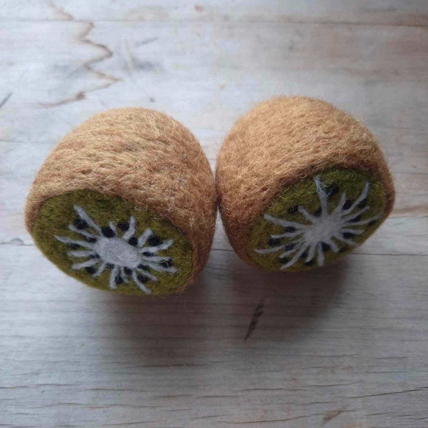 Kiwifruit Half