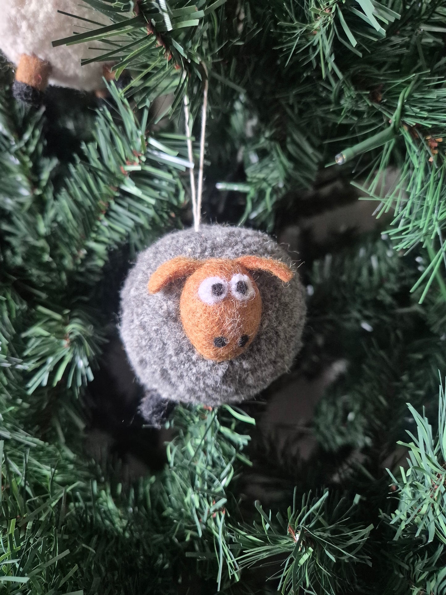 Hanging Hīpi Ornament