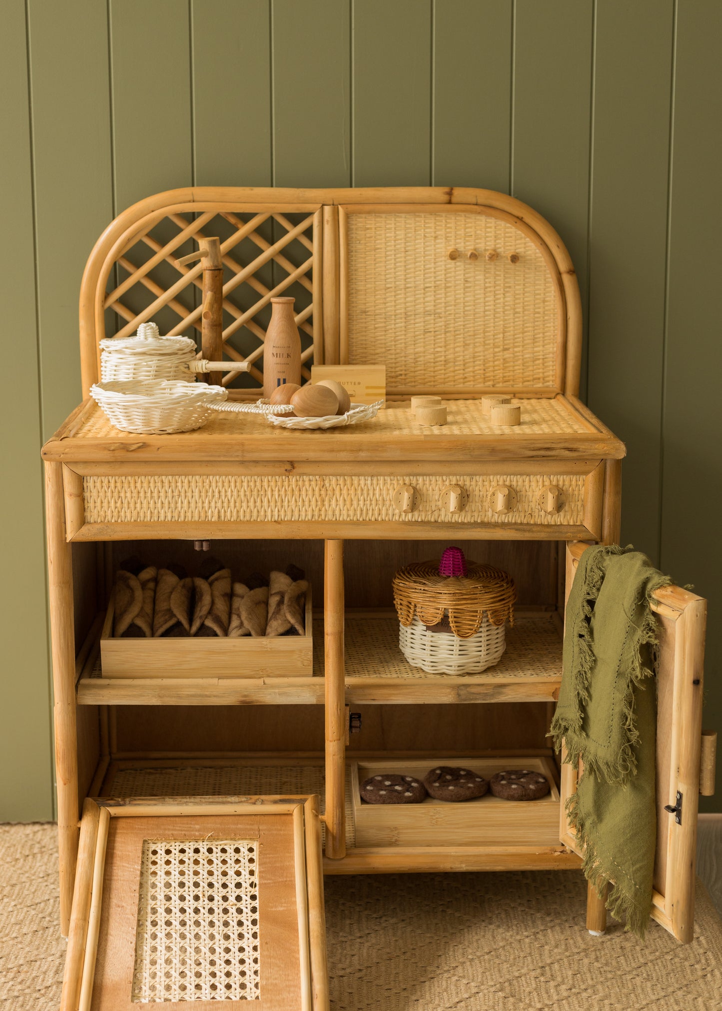 Rattan Play Kihini (Kitchen)