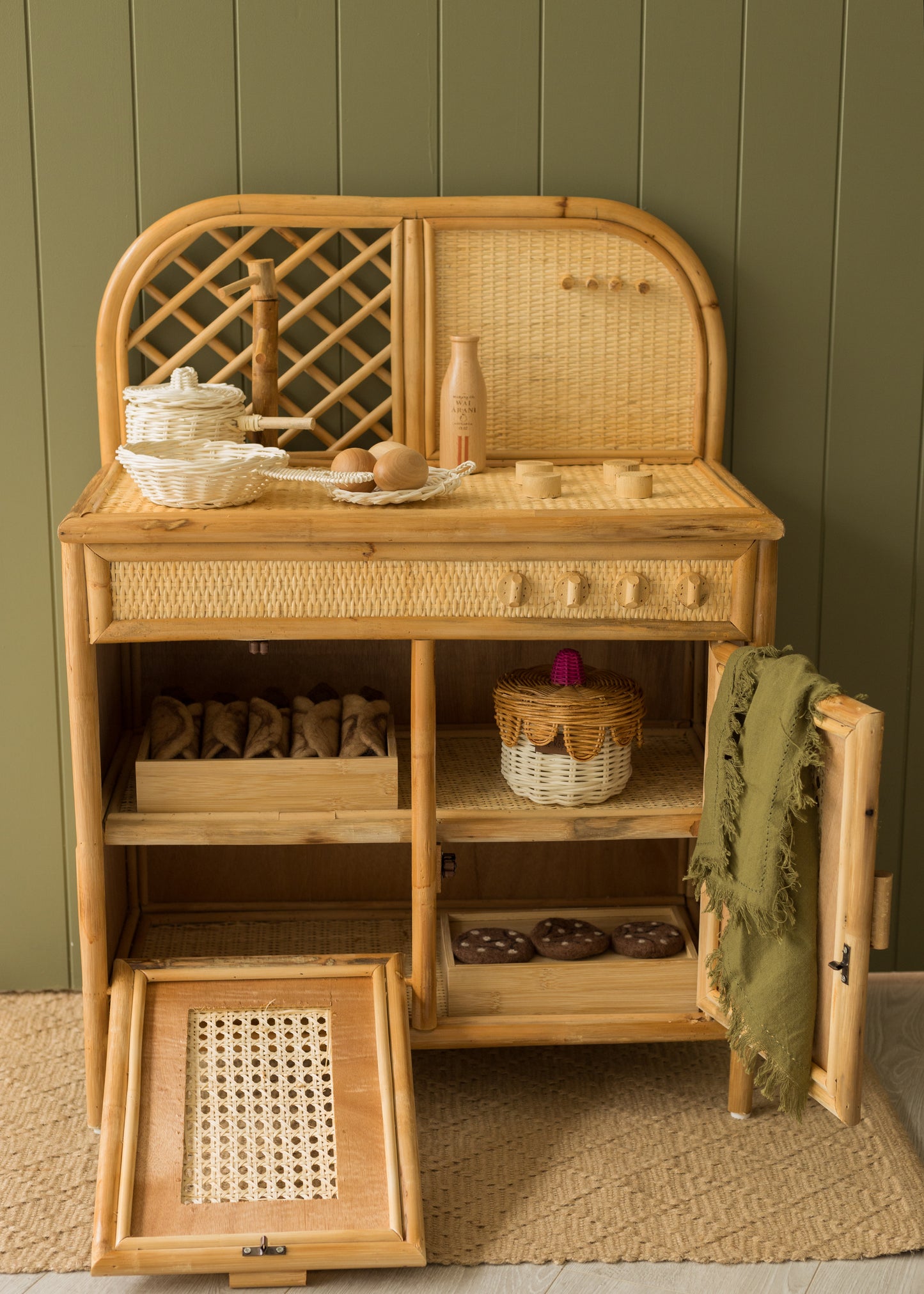 Rattan Play Kihini (Kitchen)