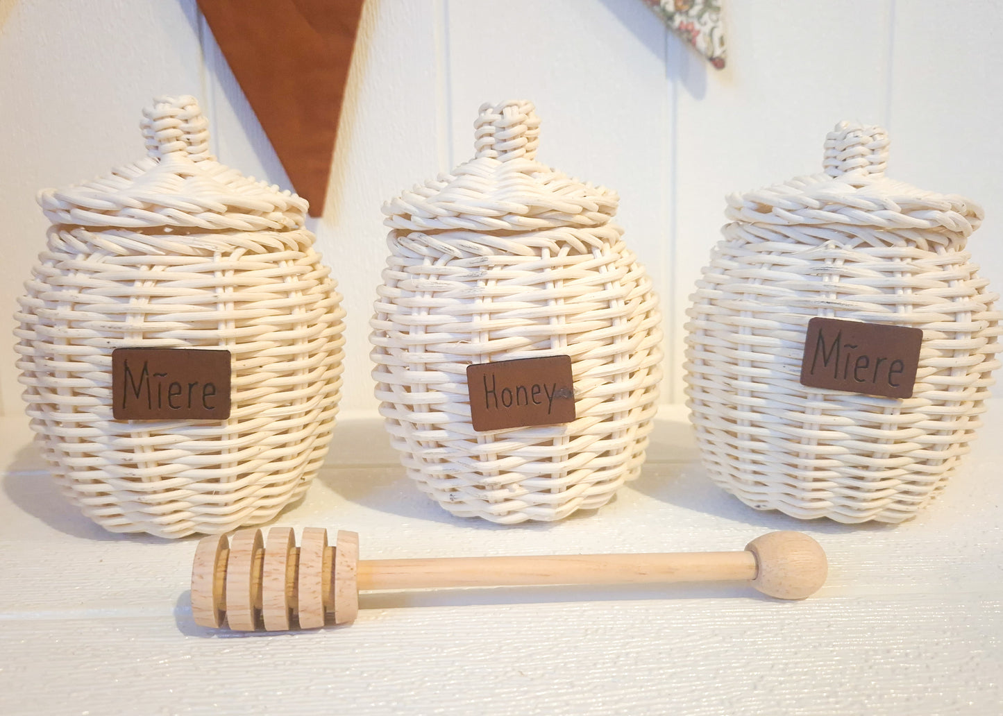 Rattan Mīere/Honey Jar