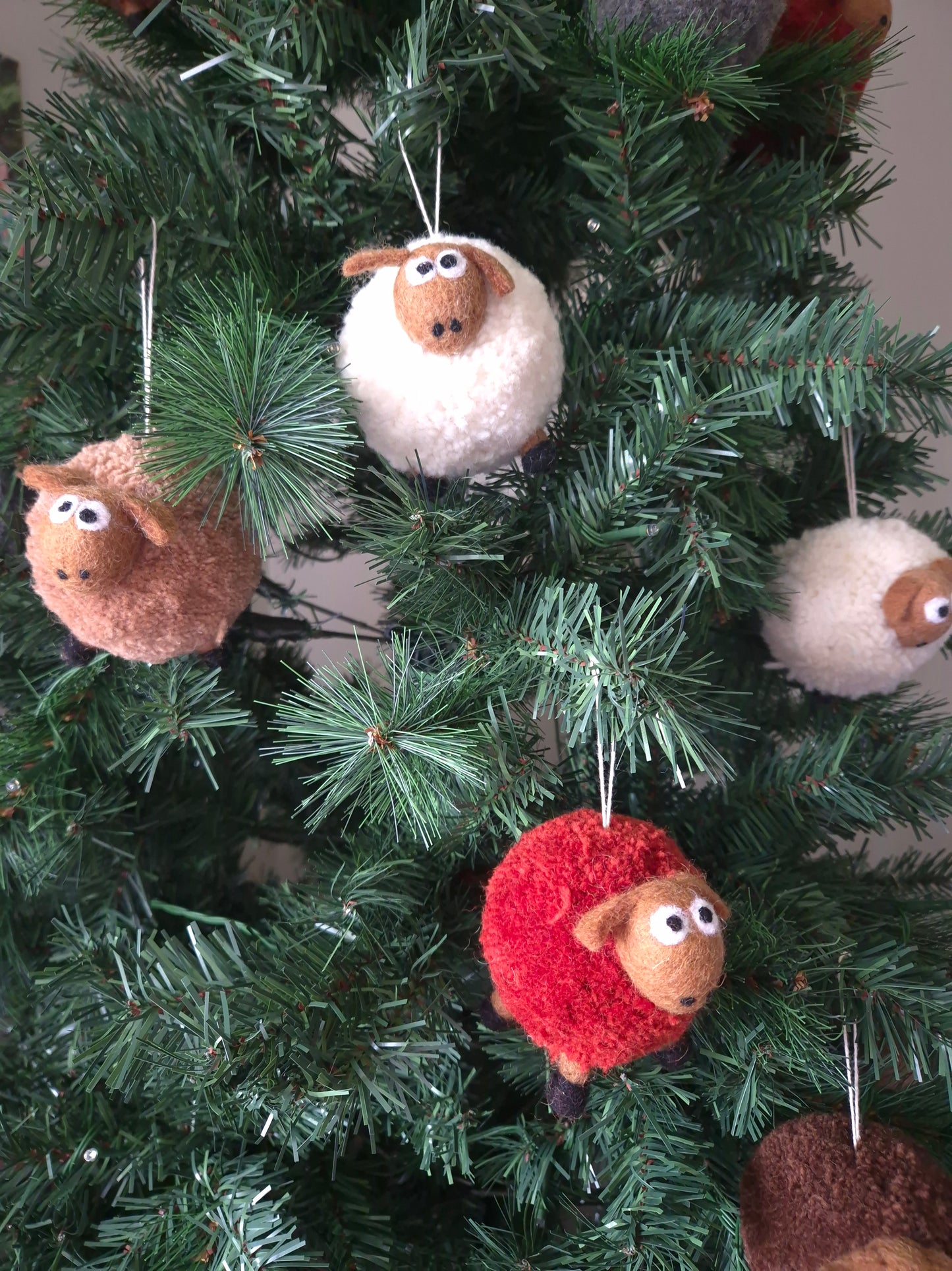 Hanging Hīpi Ornament