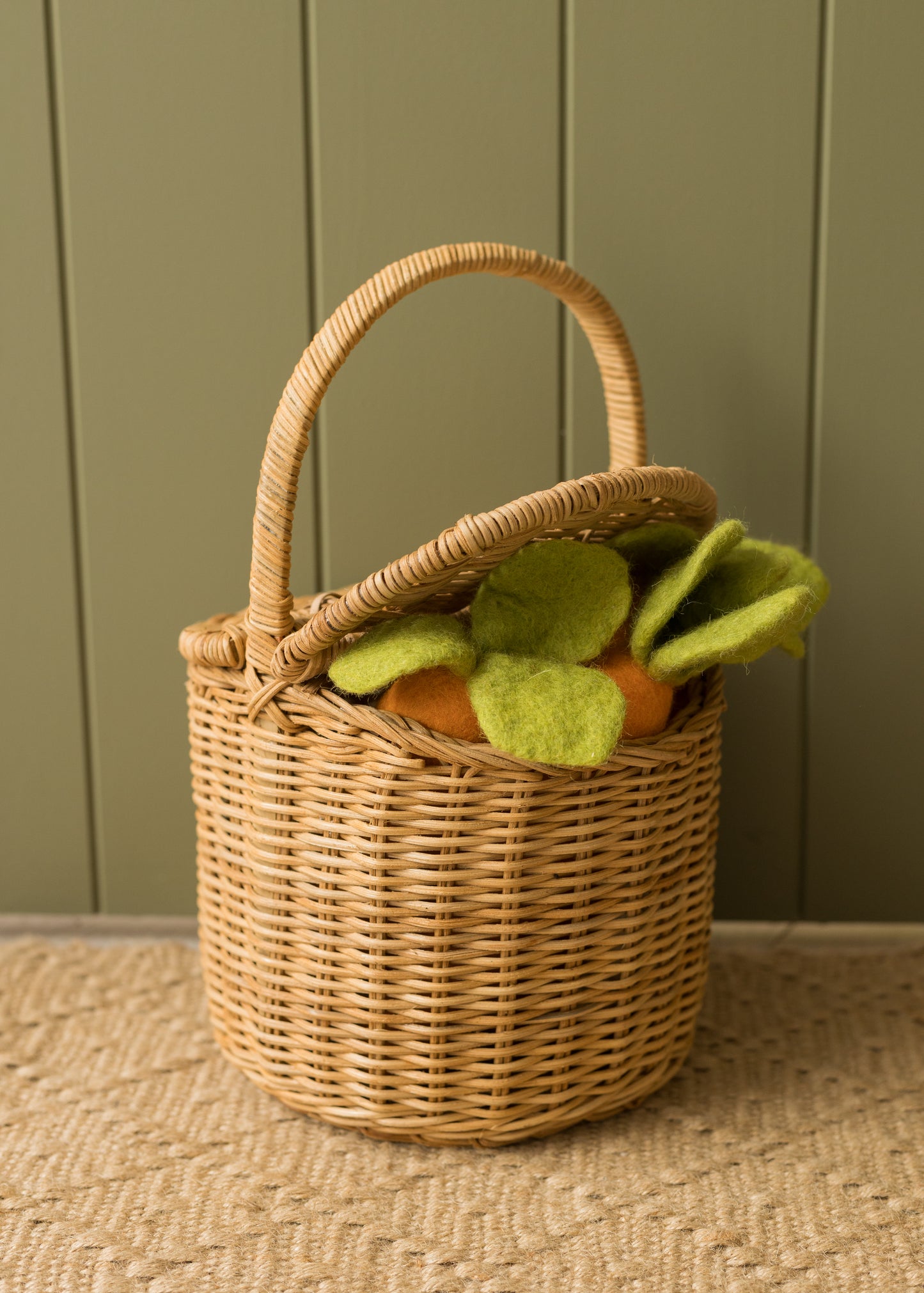 Rattan Gatherer Kete