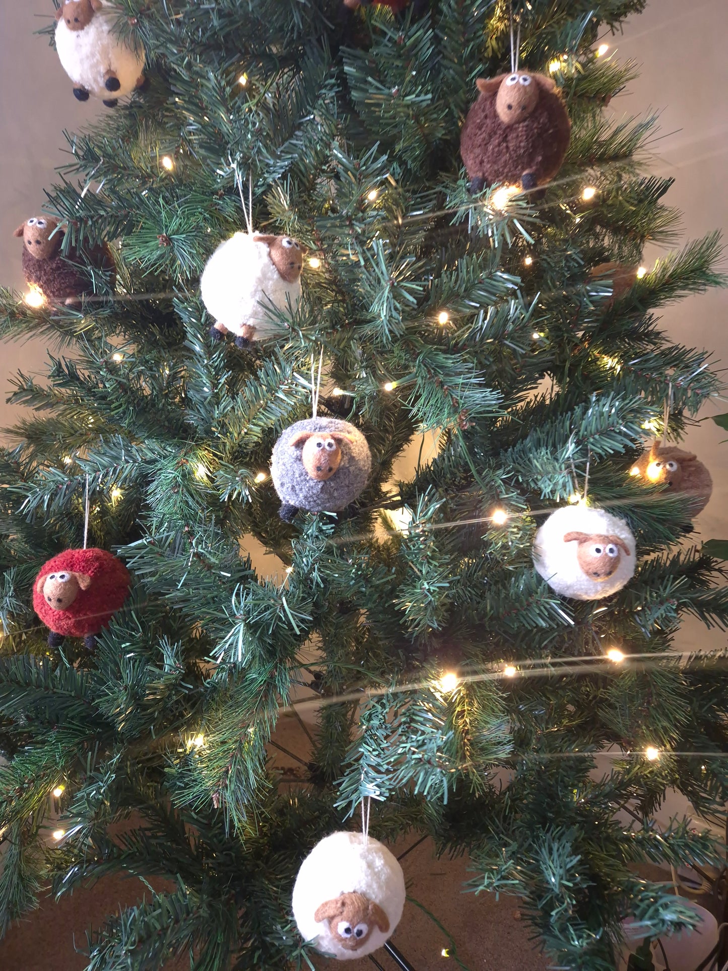 Hanging Hīpi Ornament