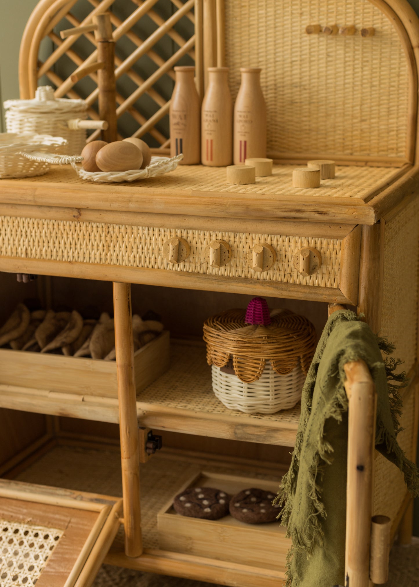 Rattan Play Kihini (Kitchen)
